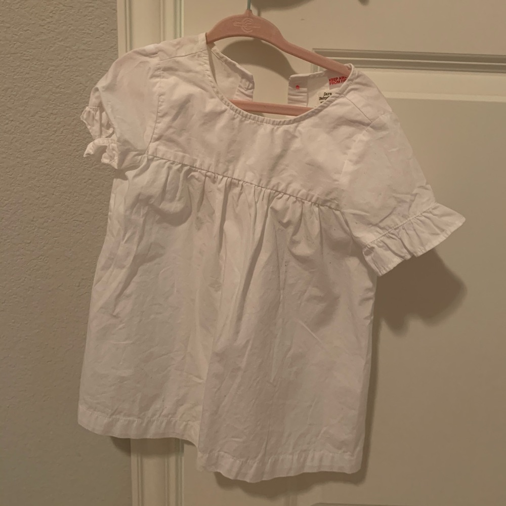Zara white dress, wore just once.